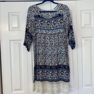 Floral pattern lightweight dress